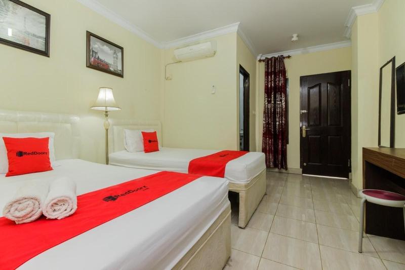 Formerly Reddoorz @ Malalayang 2 Manado image