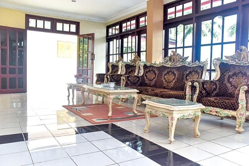 Formerly Reddoorz Plus @ Tirta Kencana Hotel image