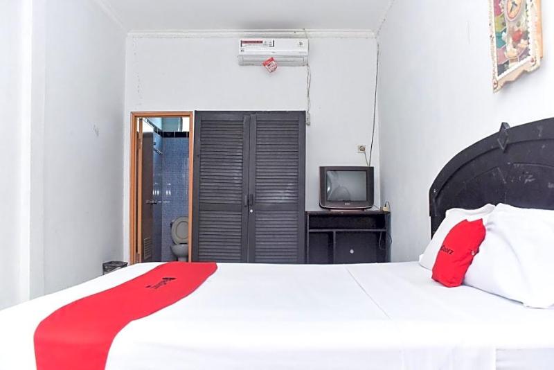 Formerly Reddoorz Plus @ Tirta Kencana Hotel image