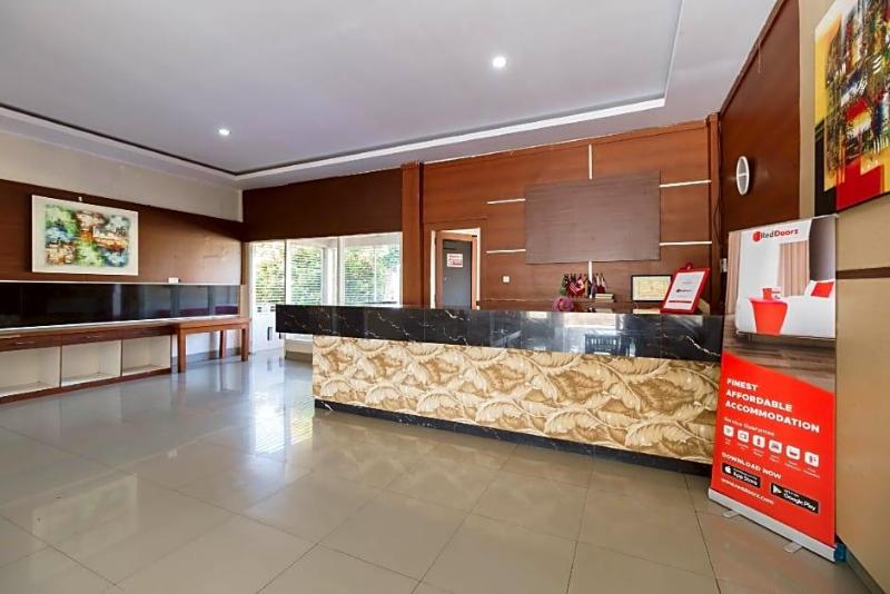 Formerly Reddoorz @ Hotel Putri Gading Bengkulu image