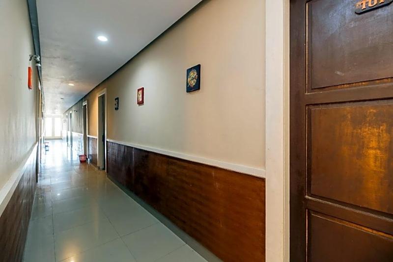 Formerly Reddoorz @ Hotel Putri Gading Bengkulu image