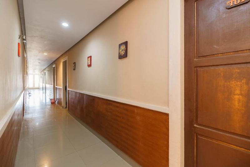Formerly Reddoorz @ Hotel Putri Gading Bengkulu image