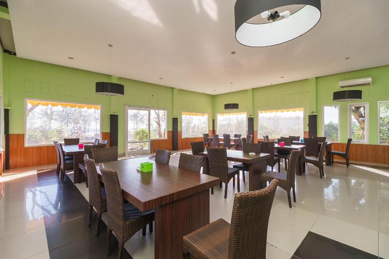 Formerly Reddoorz @ Hotel Putri Gading Bengkulu image