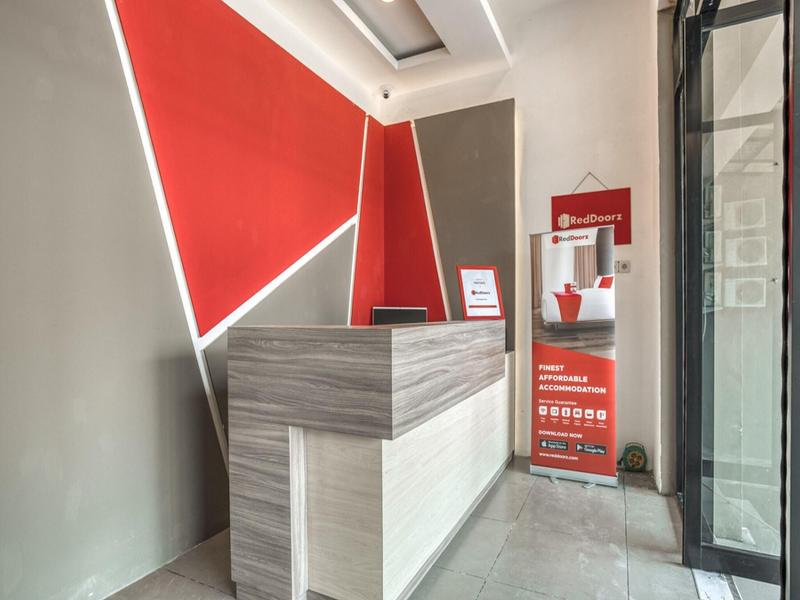 Formerly Reddoorz Near Binus Anggrek 2 image