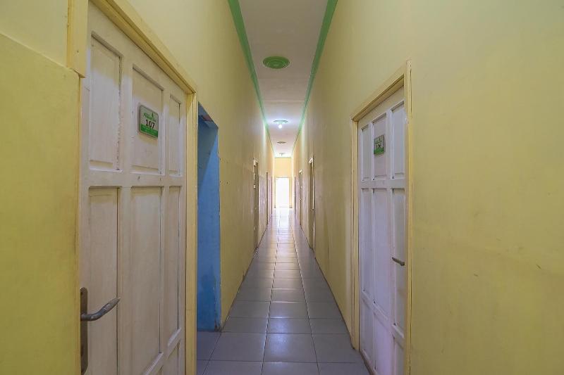 Formerly Reddoorz Syariah Jalan Cilik Riwut Kapuas image