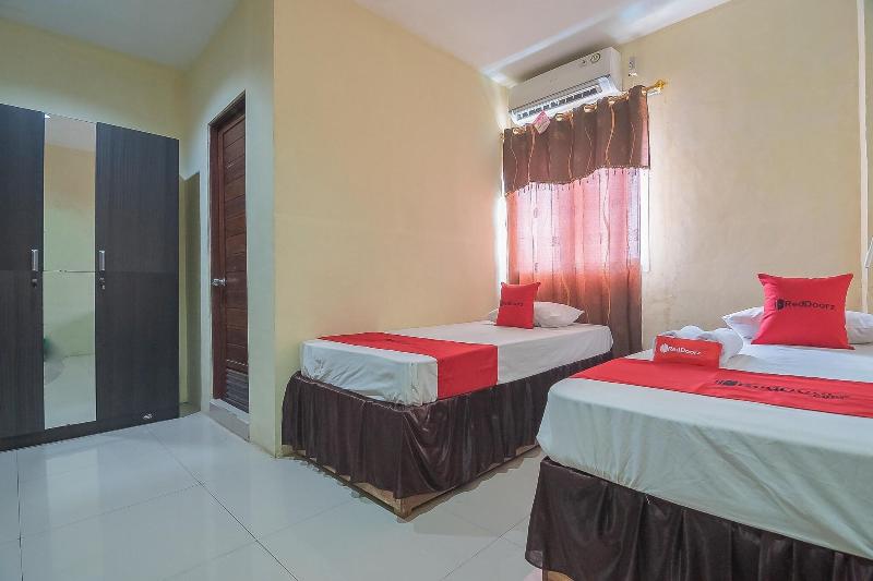 Formerly Reddoorz Syariah Jalan Cilik Riwut Kapuas image
