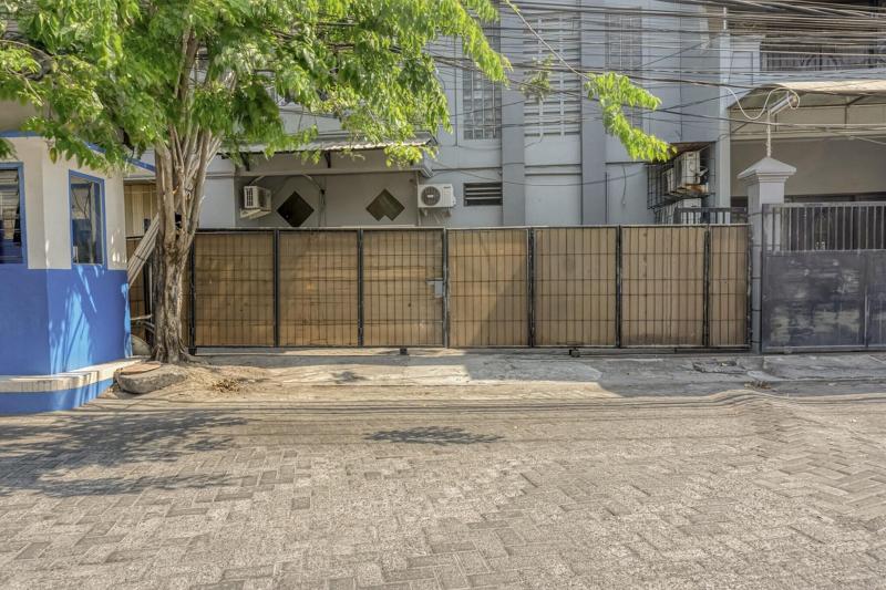 Formerly Reddoorz Near Widya Mandala University image