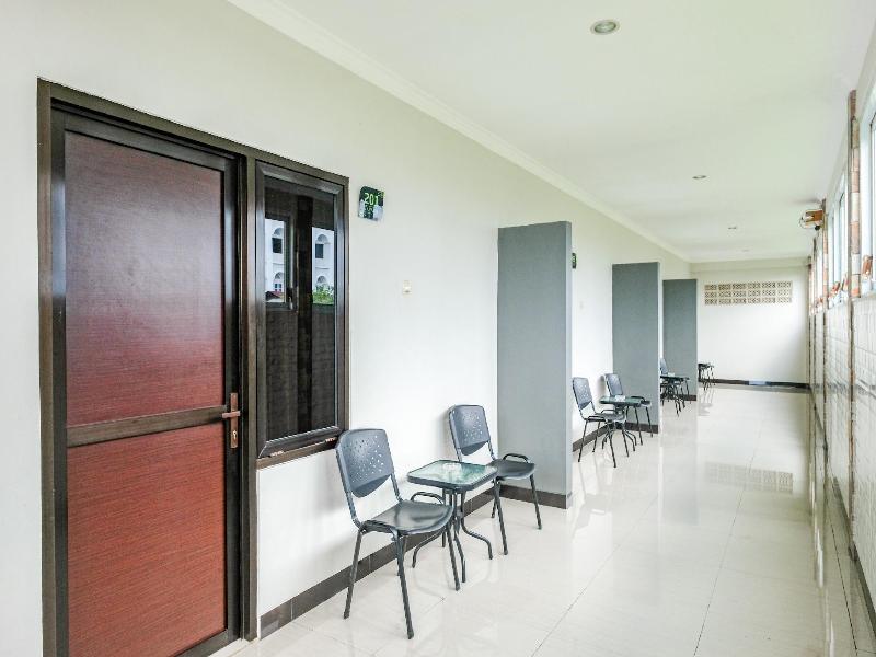 Formerly Reddoorz Near Gor Satria 3 — exterior view