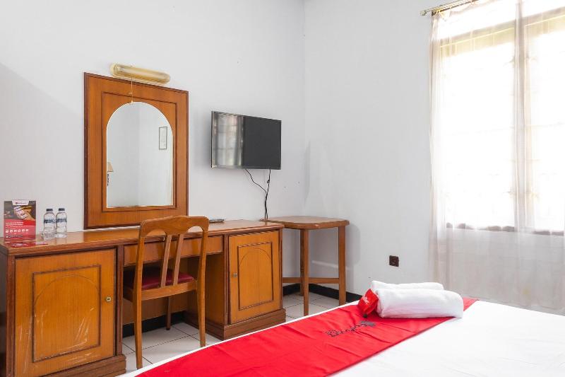 Formerly Reddoorz @ Hotel Damanaka Pangalengan image