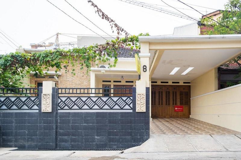 Formerly Reddoorz Syariah Near Grand Kota Bintang image