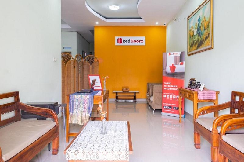 Formerly Reddoorz Syariah Near Grand Kota Bintang image