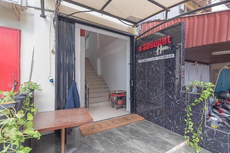 Formerly Reddoorz @ H. Agus Salim Street image