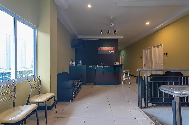 Formerly Reddoorz @ H. Agus Salim Street image