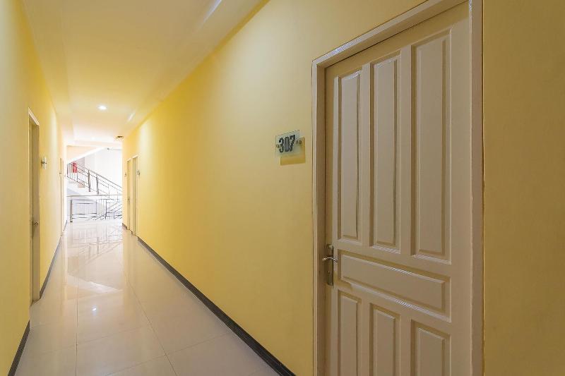 Formerly Reddoorz @ H. Agus Salim Street image