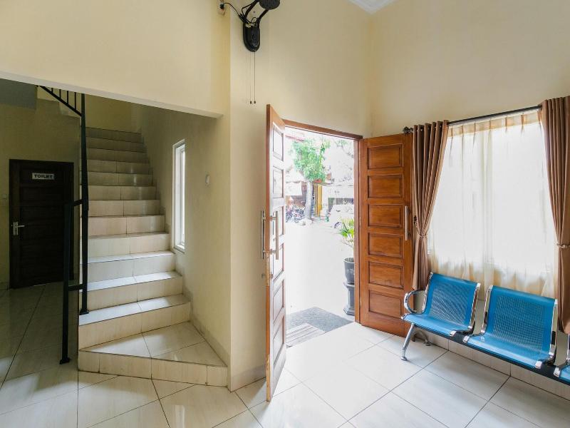 Formerly Reddoorz Syariah Purwosari Train Station