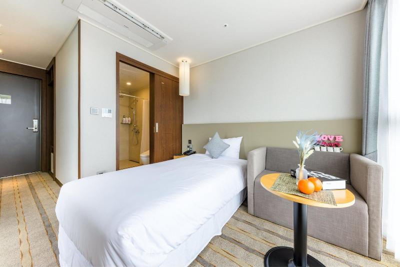 Shinshin Hotel Cheonjiyeon image