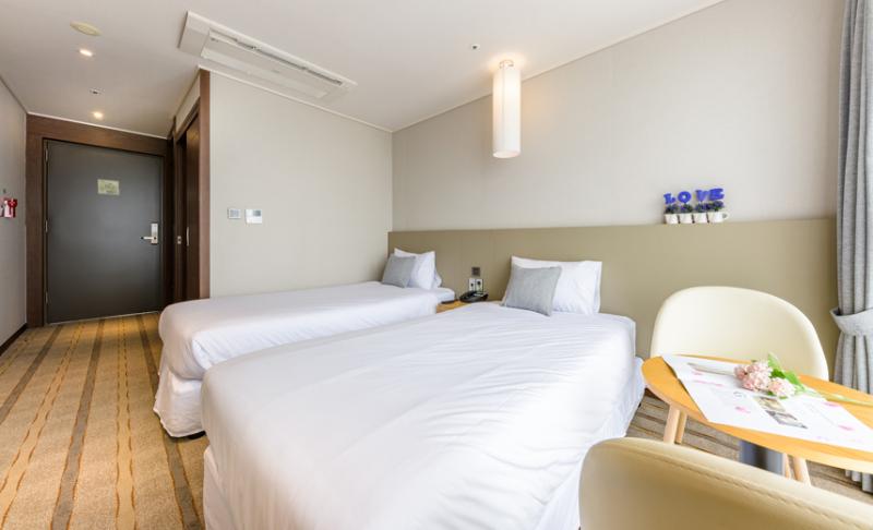 Shinshin Hotel Cheonjiyeon image