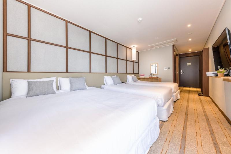 Shinshin Hotel Cheonjiyeon image