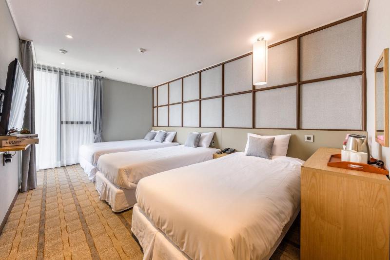 Shinshin Hotel Cheonjiyeon image