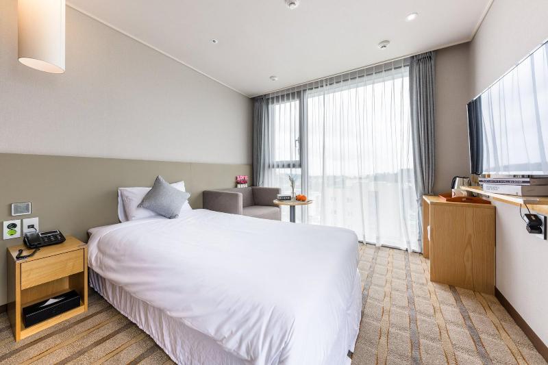 Shinshin Hotel Cheonjiyeon image