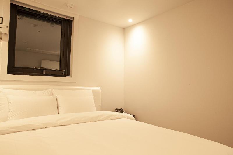 Hotel Top Castle Gwangju image