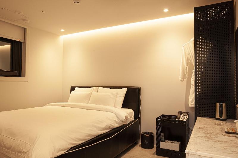 Hotel Top Castle Gwangju image