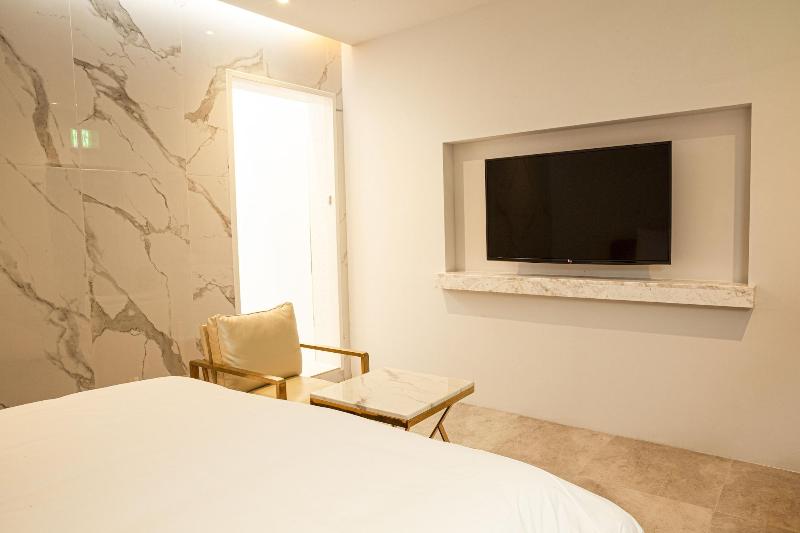 Hotel Top Castle Gwangju image