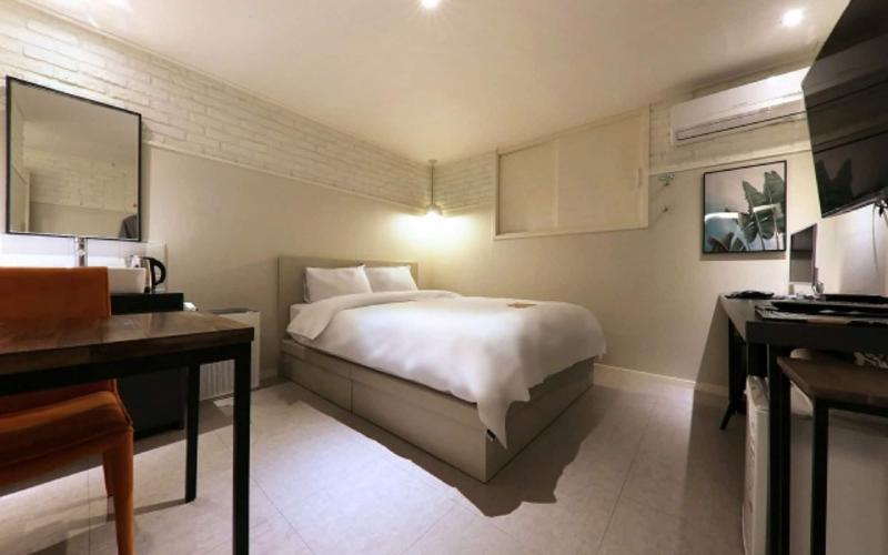 Hotel Yam Yuseong Oncheon image