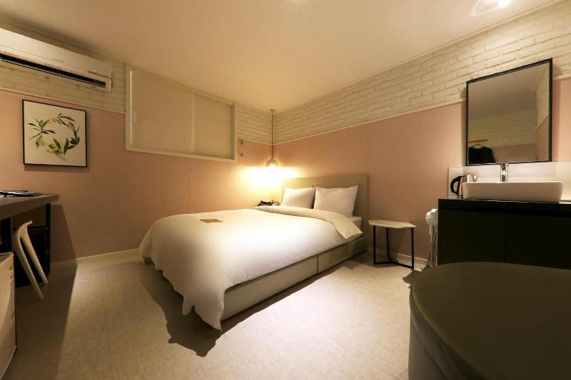 Hotel Yam Yuseong Oncheon image