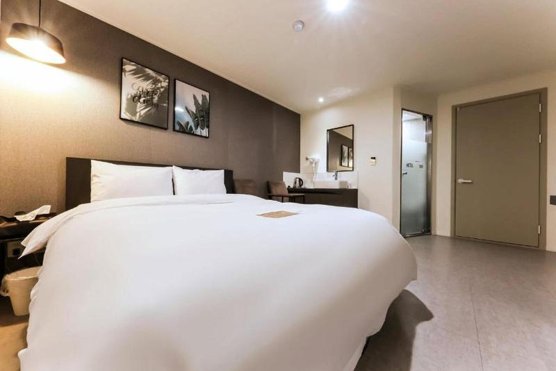 Hotel Yam Yuseong Oncheon image
