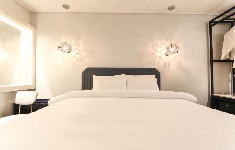 Sinan E.KKLIM Business Hotel image