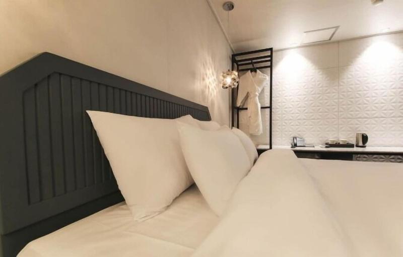 Sinan E.KKLIM Business Hotel image