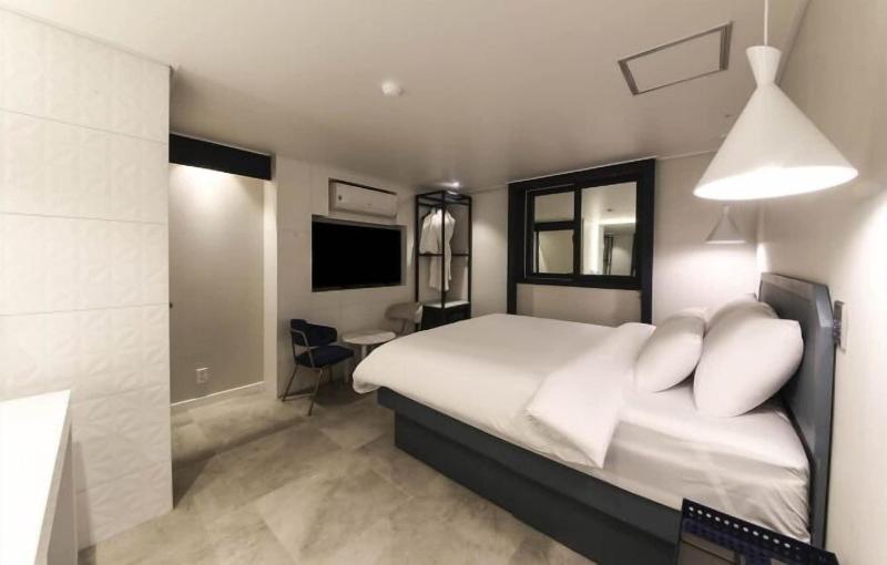 Sinan E.KKLIM Business Hotel image