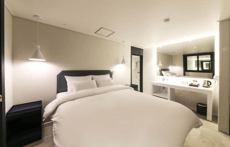 Sinan E.KKLIM Business Hotel image