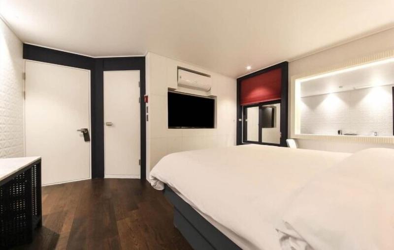Sinan E.KKLIM Business Hotel image