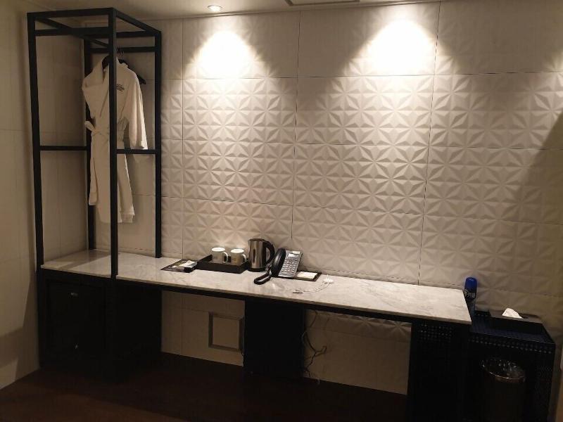 Sinan E.KKLIM Business Hotel image