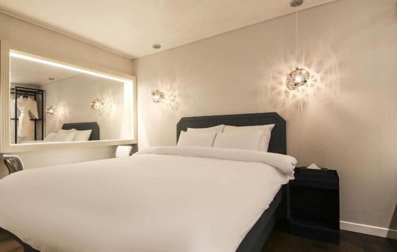 Sinan E.KKLIM Business Hotel image