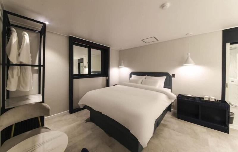 Sinan E.KKLIM Business Hotel image