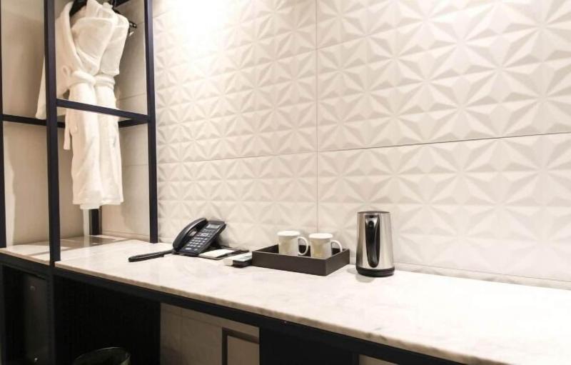 Sinan E.KKLIM Business Hotel image