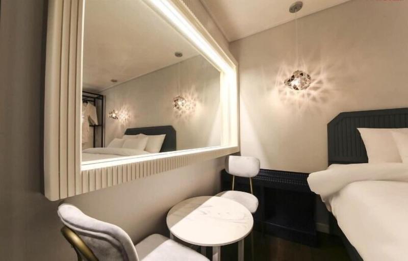 Sinan E.KKLIM Business Hotel image