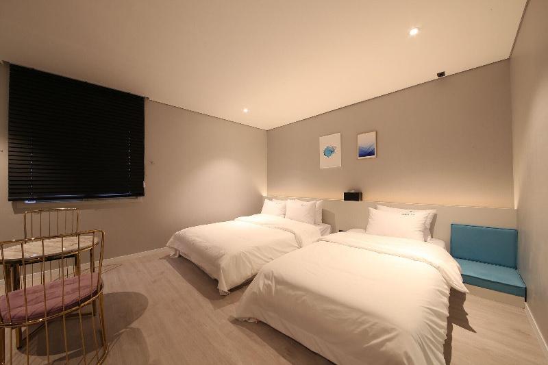 Hotel LeeSunDeok image