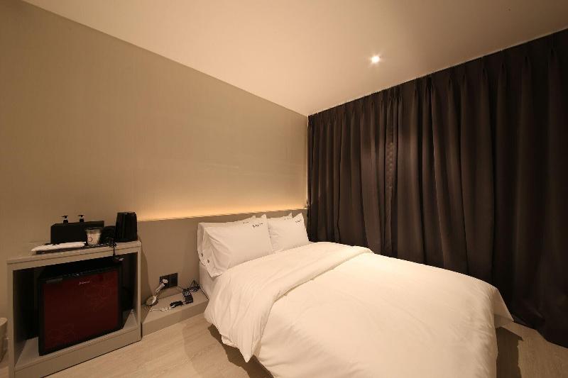 Hotel LeeSunDeok image