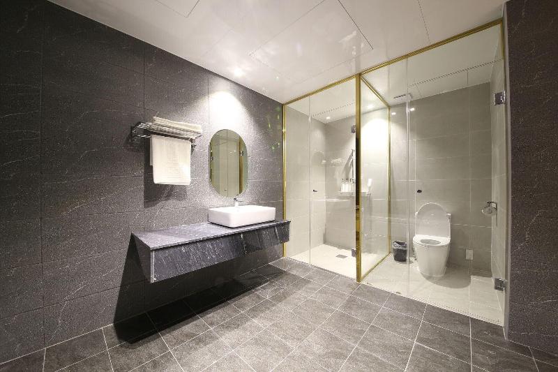 Hotel LeeSunDeok image