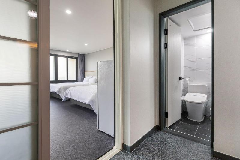 Aewol Stay in Jeju Hotel & Resort — photo 62