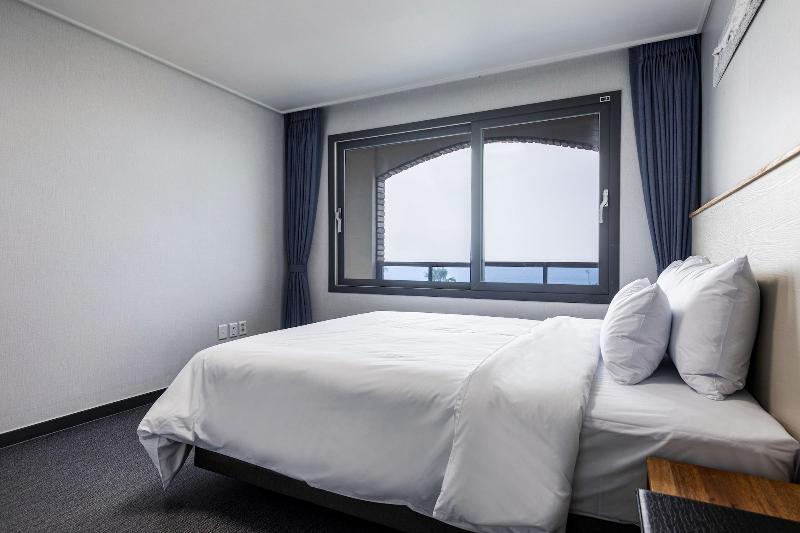 Aewol Stay in Jeju Hotel & Resort — photo 12