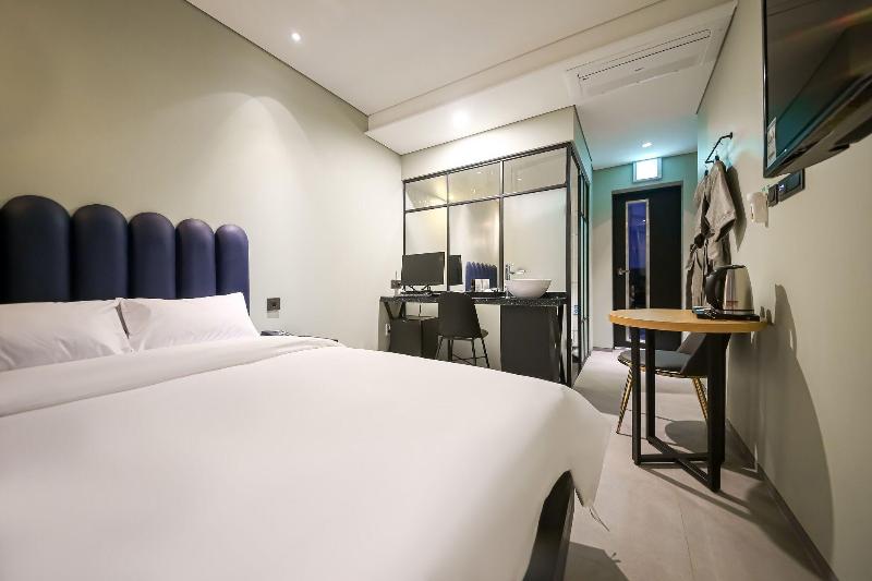 Songpa Boutique Hotel XYM image