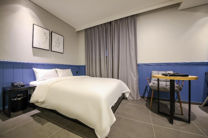 Songpa Boutique Hotel XYM image