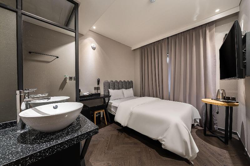 Songpa Boutique Hotel XYM image