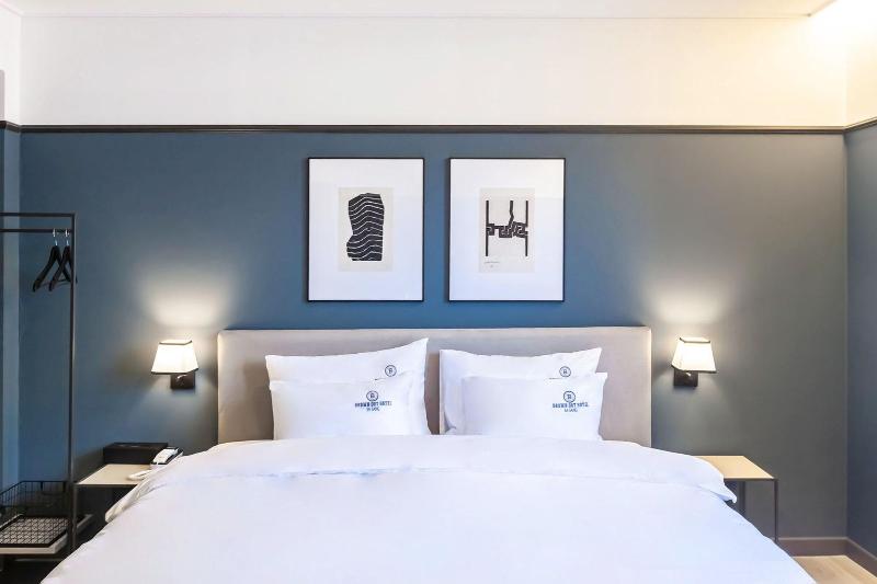 Brown Dot Hotel Sasang Renecite image