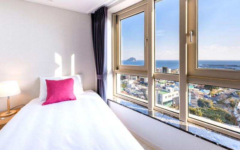 Shinshin Hotel Seogwipo image